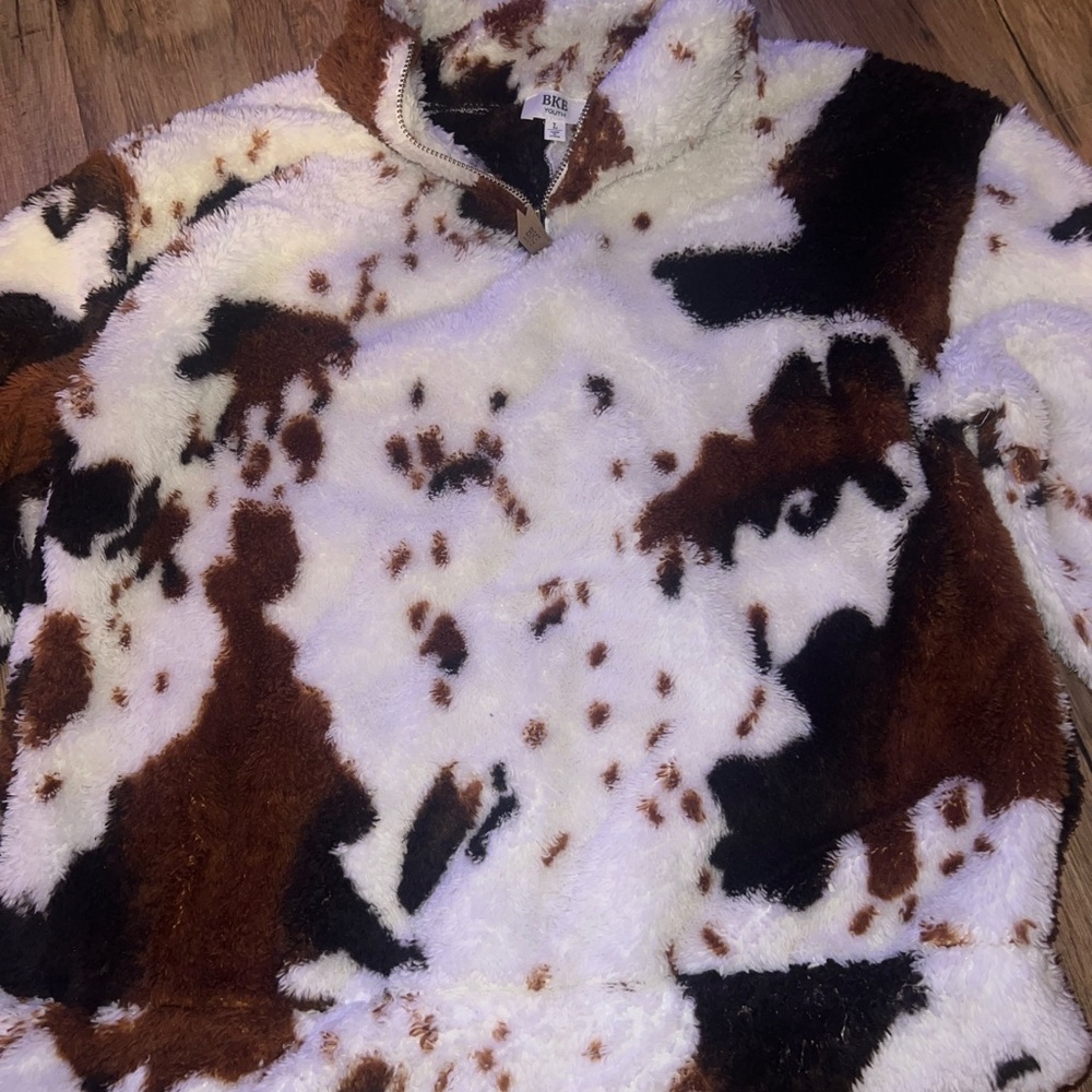 Girls BKE Sherpa pull over size large